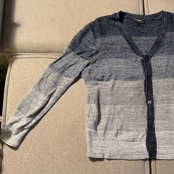 Express Men's Blue and Gray Gradiant Cardigan Sweater: XL - Picture 5 of 11